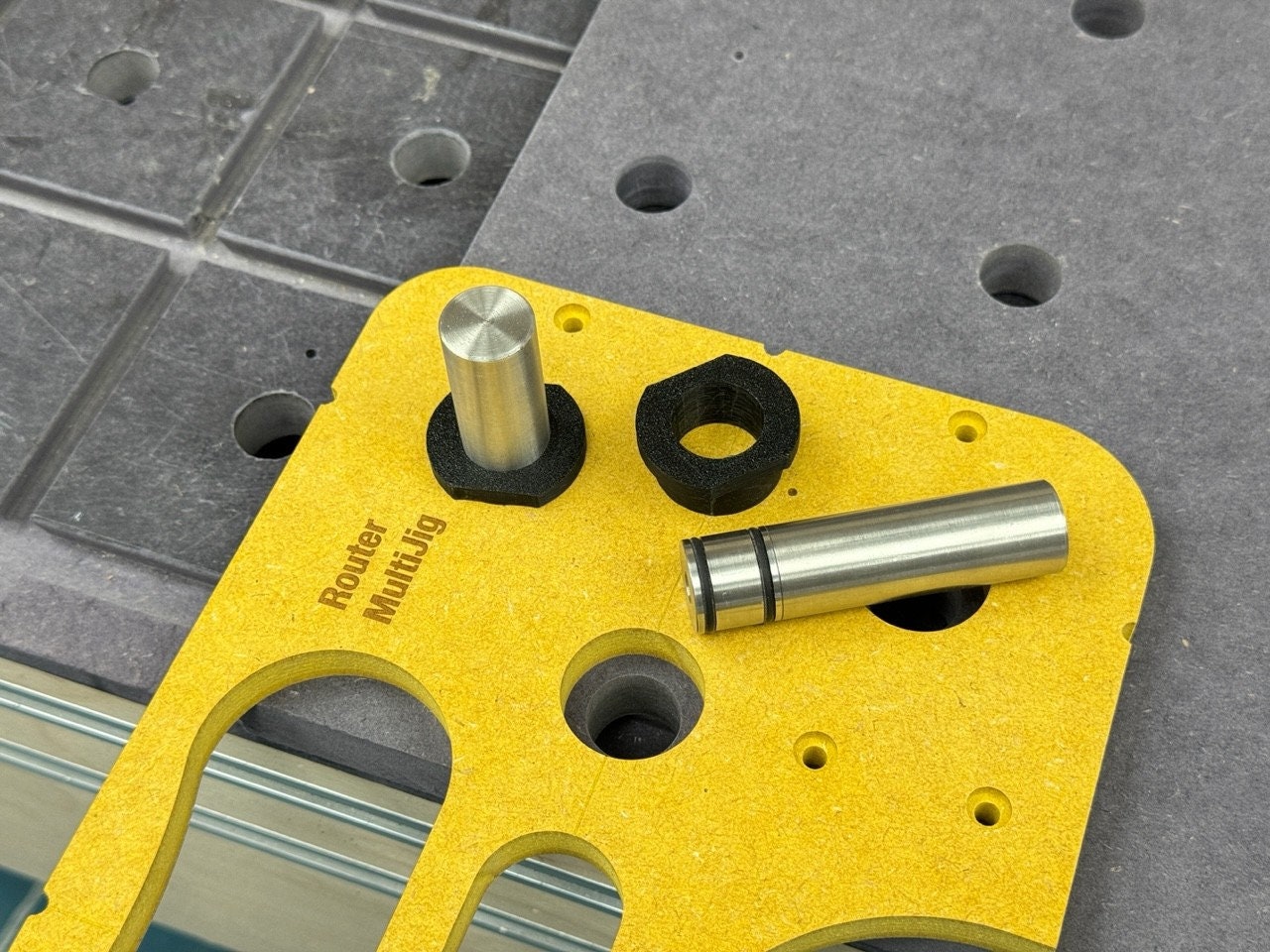 10MinuteWorkshop Router MultiJig dog collars